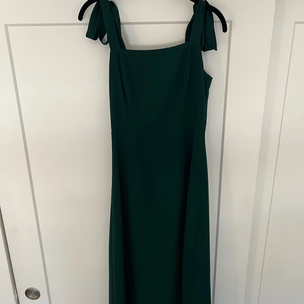 Petal & Pup Laurel Dress - Picture 2 of 5